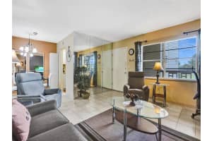 17001 NE 13th Ave APT 207, Miami, FL 33162, Sold 10/24/24