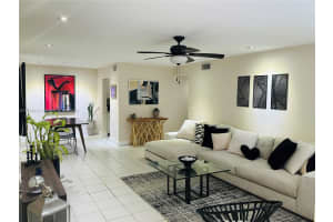 9404 SW 77th Ave APT M2, Miami, FL 33156, Sold 05/30/24