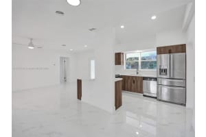 1221 SE 10th St, Deerfield Beach, FL 33441, Sold 07/05/24