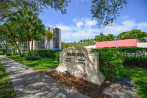3101 N Country Club Dr APT 709, Aventura, FL 33180, Sold 06/03/24