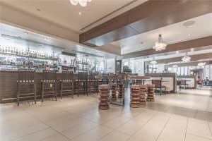 200 Biscayne Blvd Way APT 5202, Miami, FL 33131, Sold 11/25/24