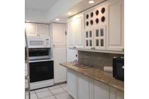 5005 Collins Ave #823H, Miami Beach, FL 33140, Sold 06/06/25