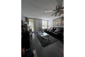 7950 W McNab Rd APT 324, Tamarac, FL 33321, Sold 04/04/24