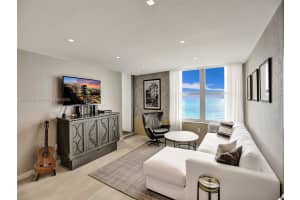 2899 Collins Ave APT 1247, Miami Beach, FL 33140, Sold 05/30/24