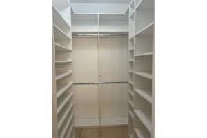 55 Ocean Ln Dr, Key Biscayne, FL 33149, Sold 04/08/24