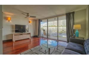 3031 N Ocean Blvd APT 501, Fort Lauderdale, FL 33308, Sold 10/22/24