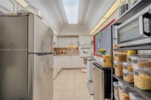 19390 Collins Ave Apartment 1619, Sunny Isles Beach, FL 33160, Sold 05/13/24