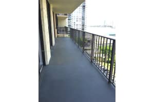 290 174th St APT 1117, Sunny Isles Beach, FL 33160, Sold 06/28/24