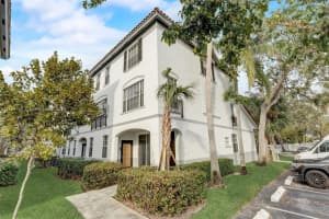 701 SW 148th Ave APT 101, Davie, FL 33325, Sold 04/05/24