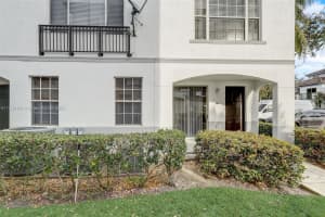 701 SW 148th Ave APT 101, Davie, FL 33325, Sold 04/05/24