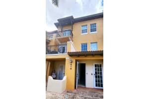 476 SW 147th Ave #4613, Pembroke Pines, FL 33027, Sold 04/12/24