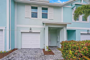 323 SE Halifax Ln, Stuart, FL 34994, Sold 07/02/24