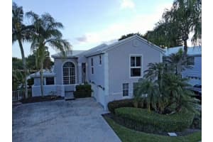 15206 Wilshire Cir S, Pembroke Pines, FL 33027, Sold 04/12/24