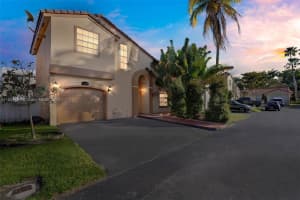 12725 NW 13th St, Sunrise, FL 33323, Sold 10/08/24