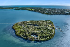 10 Cannon Point Key Largo, FL 33037 - MLS#A11534495