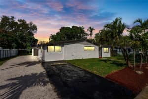 20510 NW 33rd Pl, Miami Gardens, FL 33056, Sold 04/19/24