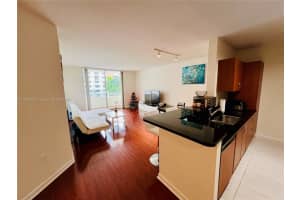 18800 NE 29th Ave APT 428, Aventura, FL 33180, Sold 05/16/24