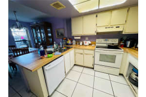 10893 NW 7th St Apartment 13-27, Miami, FL 33172, Sold 04/12/24