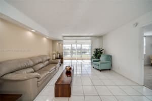 7800 NW 18th St APT 208, Margate, FL 33063, Sold 04/26/24