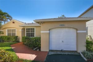 11804 NW 13th St, Pembroke Pines, FL 33026, Sold 07/03/24