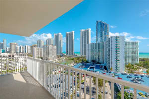 300 Bayview Dr 1215, Sunny Isles Beach