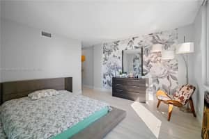 2200 NE 33rd Ave #9g, Fort Lauderdale, FL 33305, Sold 05/10/24