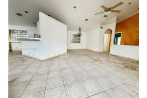 10010 Diamond Lake Dr, Boynton Beach, FL 33437, Sold 05/29/24