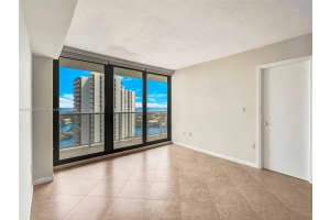 3731 N Country Club Dr APT 1722, Aventura, FL 33180, Sold 01/25/25