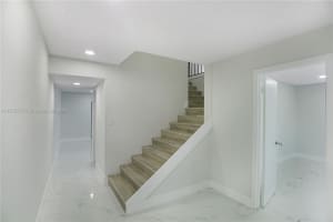 47 Spinning Wheel Ln #47, Tamarac, FL 33319, Sold 04/12/24