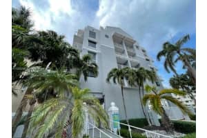 2642 Collins Ave APT 505, Miami Beach, FL 33140, Sold 03/27/24
