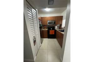 8185 NW 7th St APT 207, Miami, FL 33126, Sold 04/26/24