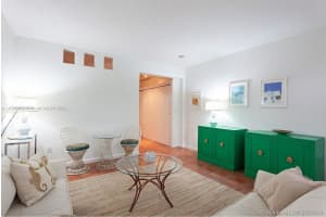 911 Meridian Ave APT 103, Miami Beach, FL 33139, Sold 12/09/24