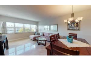 329 Se 3rd St 402p, Hallandale Beach