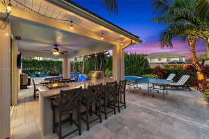 573 E Cocoplum Dr, Jupiter, FL 33458, Sold 04/18/24