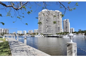 3030 Marcos Dr T512 Aventura, FL 33160 - MLS#A11535856
