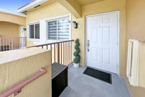 7910 NW 7th St APT 203, Pembroke Pines, FL 33024, Sold 04/26/24