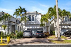 20760 NE 30th Pl, Aventura, FL 33180, Sold 04/10/24