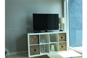 60 SW 13th St Apt 2202, Miami, FL 33130, Sold 03/01/24