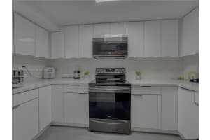 9353 Fontainebleau Blvd APT A215, Miami, FL 33172, Sold 04/15/24