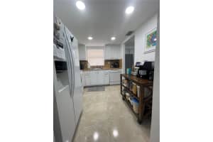 9340 Sunrise Lakes Blvd APT 203, Sunrise, FL 33322, Sold 10/25/24