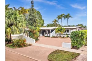 12945 Ixora Rd, North Miami, FL 33181, Sold 05/17/24
