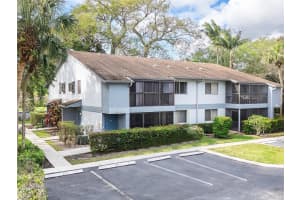 2769 S Oakland Forest Dr APT 101, Oakland Park, FL 33309, Sold 06/04/24