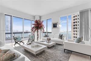 900 Brickell Key Blvd 1002, Miami