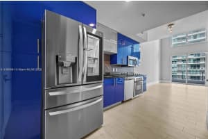 60 SW 13th St Apt 3620, Miami, FL 33130, Sold 07/01/24