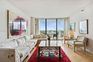 20505 E Country Club Dr APT 1532, Aventura, FL 33180, Sold 05/23/24