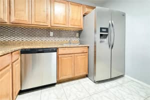 1000 Parkview Dr APT 306, Hallandale Beach, FL 33009, Sold 08/12/24