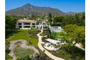 00 Roc�o De Nag�eles Marbella, FL  - MLS#A11536975