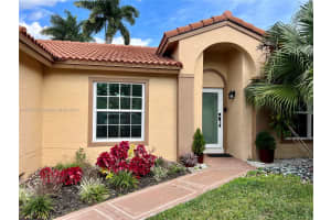 12600 NW 13th St, Sunrise, FL 33323, Sold 05/15/24