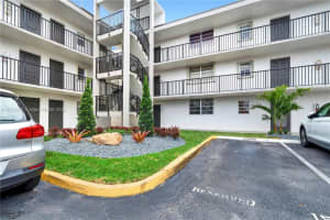 14175 SW 87th St # C-207, Miami, FL 33183, Sold 04/02/24