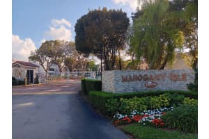 14864 SW 104th St APT 14, Miami, FL 33196, Sold 04/24/24